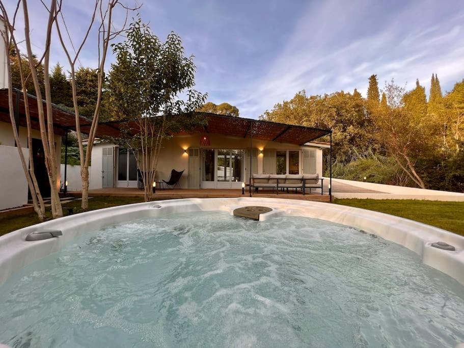 Chaleureux Avec Jacuzzi En Pleine Nature * Grasse